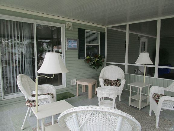 4th image of 671 Safari Hunt Dr