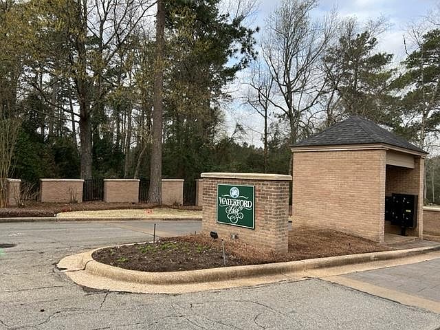 1st image of Waterford Cir