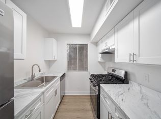 Las Casitas Apartments, Glendale, AZ 85301