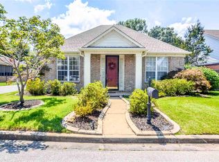 371 Fountain Crest Dr, Memphis, TN 38120
