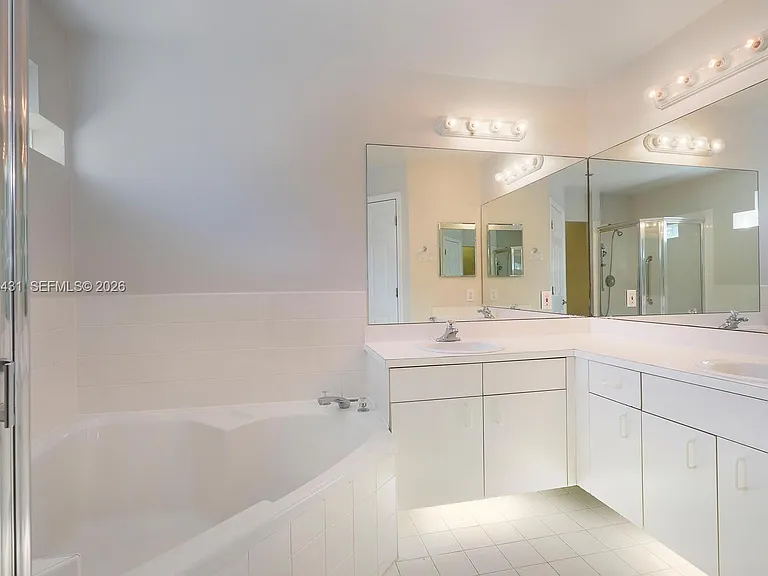 12357 SW 144th Ter — Photo 14