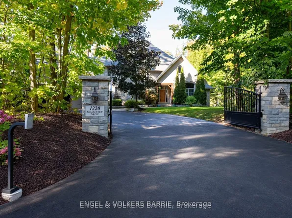 1220 Shoreview Dr, Innisfil, ON L9S 2L5