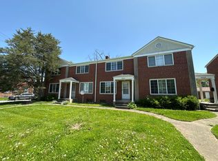 4660 N High St #4664, Columbus, OH 43214