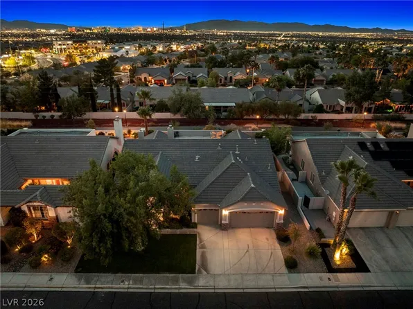 348 Quiet Harbor Dr, Henderson, NV 89052