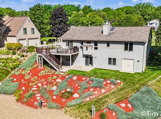 6090 Arroyo Vista Dr NE, Rockford, MI 49341