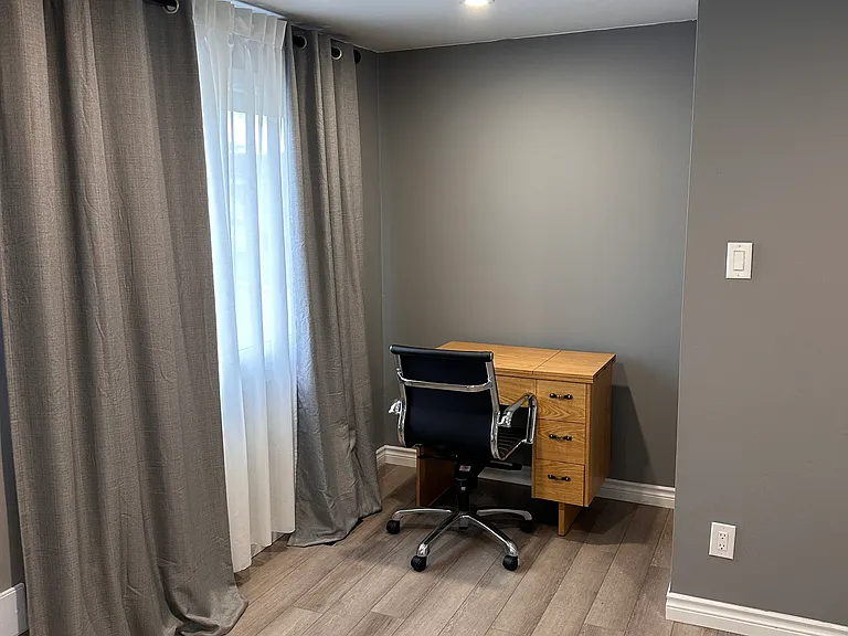 398 Churchill Ct #5 — Photo 8