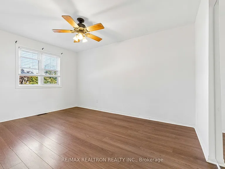 409 Cobblehill Dr — Photo 19