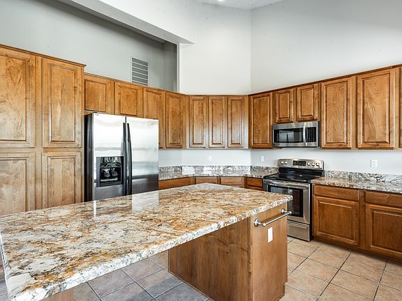 2nd image of 6381 W Linda Ln
