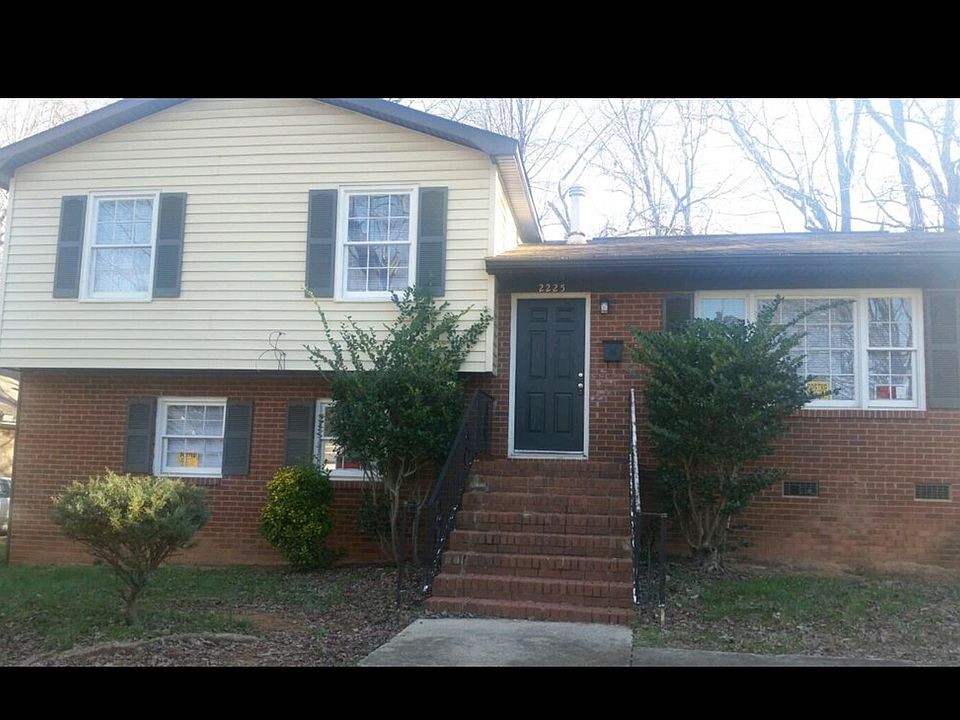 1st image of 2225 Lanecrest Dr