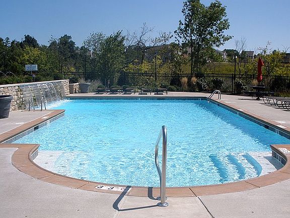 5th image of 2584 Sweet Harmony Ln