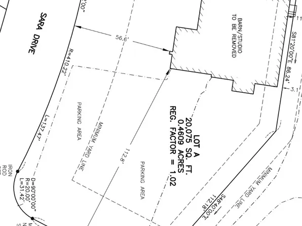 2 Sara Dr, Auburn, MA 01501