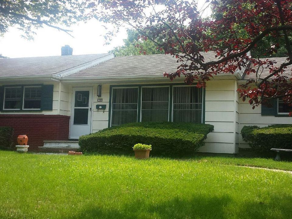 1st image of 14 Royal Ave