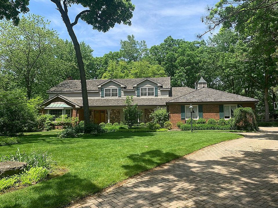 1st image of 44 Dukes Cir