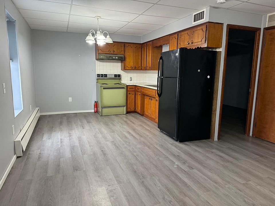1st image of 12 W Main St Suite B