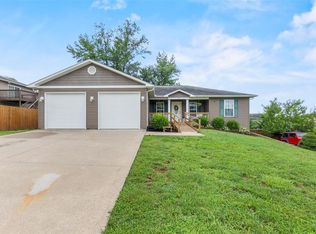 216 Timber Hawk Trl, Cape Girardeau, MO 63701