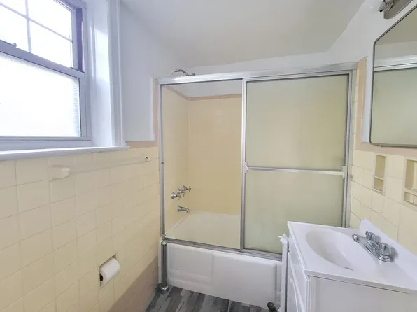 29-16 149th Street image 4 of 7