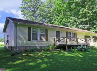 212 Spring Hill Cir, Oakland, MD 21550