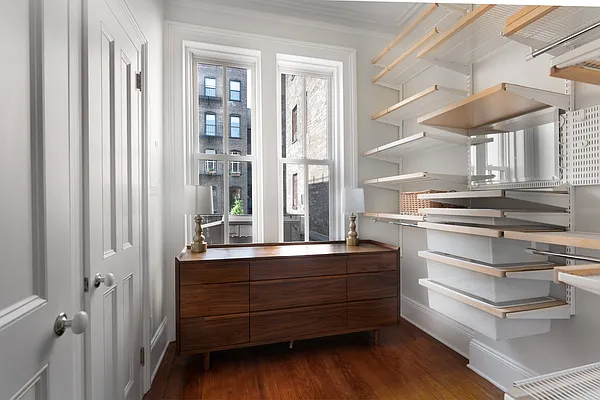 Sold by Douglas Elliman | media 10