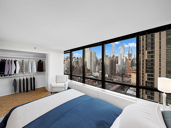 4th image of 420 E 61st St APT 34F