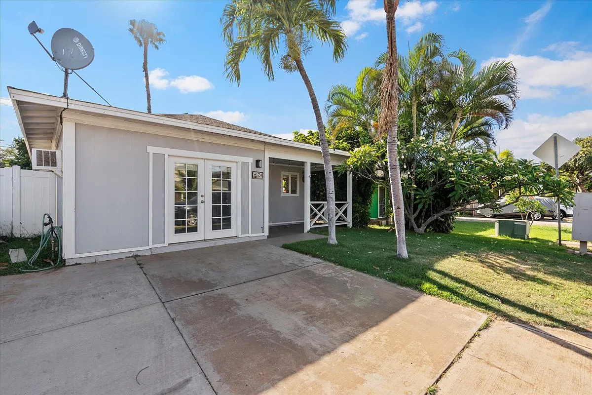 24 Laumaewa Loop - 1 — Photo 1