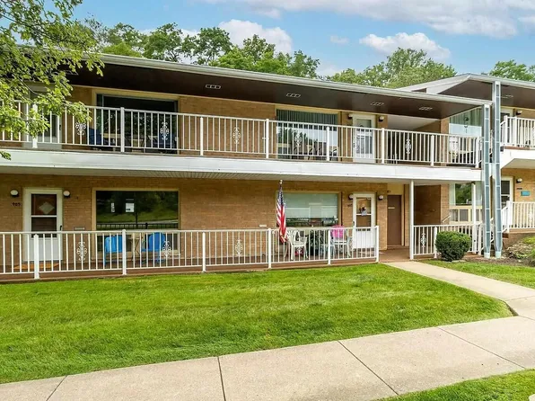 1104 Kimberly Rd Unit 408, Bettendorf, IA 52722