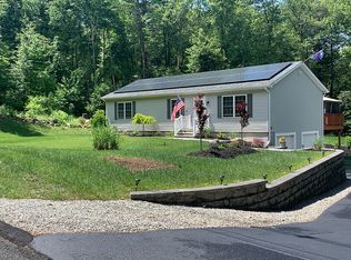 81 Walnut St, Douglas, MA 01516