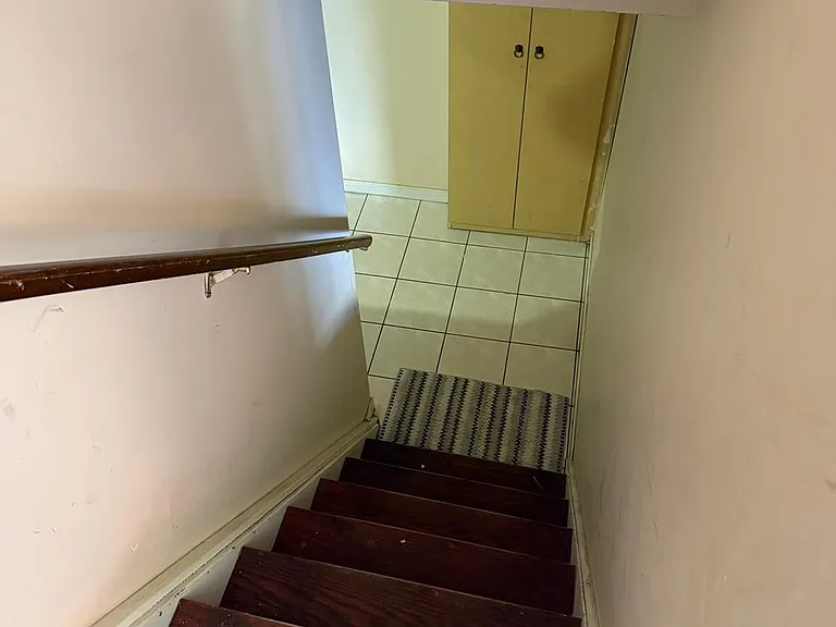 52 Grassington Cres #BASEMENT — Photo 2