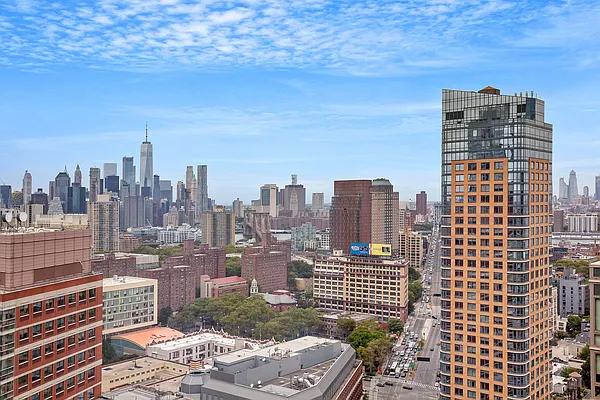 Rented by Compass | media 9