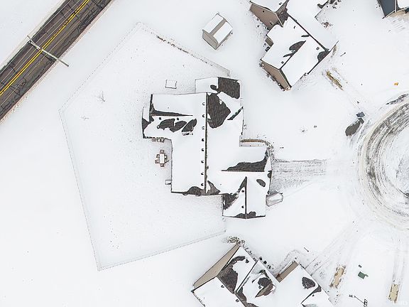 3rd image of 3825 Gregory Ct