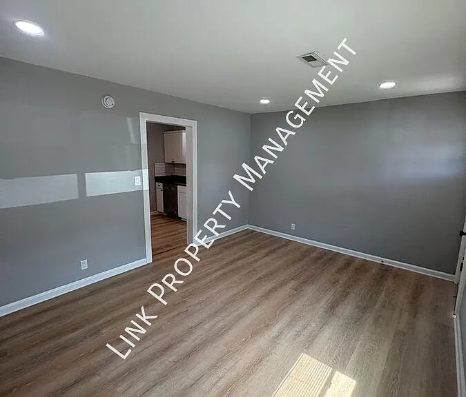 123 Sequoia Dr #A — Photo 45