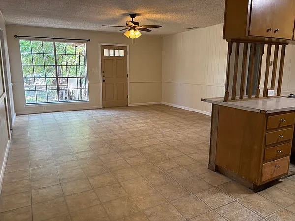 101B Glosson Rd #B — Photo 3
