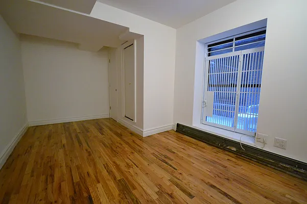 Rented by Bold New York | media 26