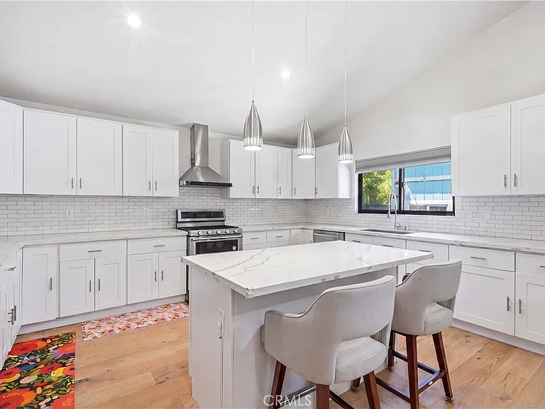 17713 Bullock St — Photo 16