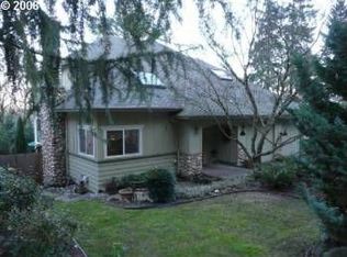 18777 Upper Midhill Dr, West Linn, OR 97068