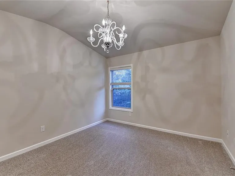 11619 Davenport Ln — Photo 22