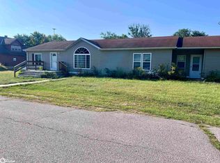 408 Madison St, Steamboat Rock, IA 50672