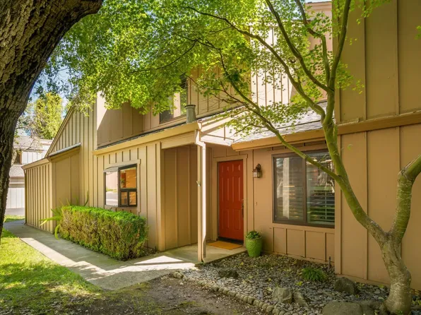 4 California Condor Way, Novato, CA 94949