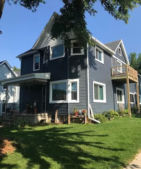 452 E Holum St — Photo 1