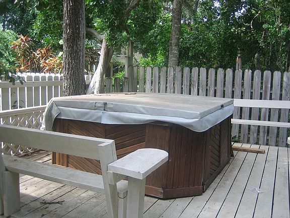 Hot tub
