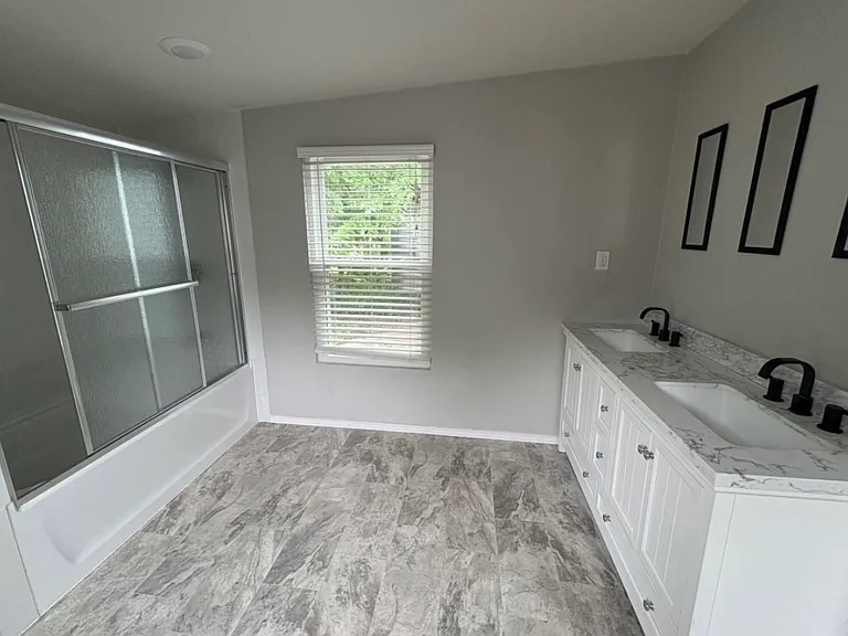 4233 Alamo Ave — Photo 7