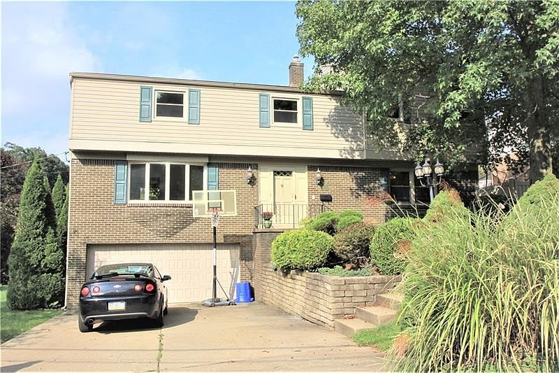 Please bring offers on this wonderful, conveniently located 5 bedroom 3.5 bath home in a family friendly neighborhood in the Cha