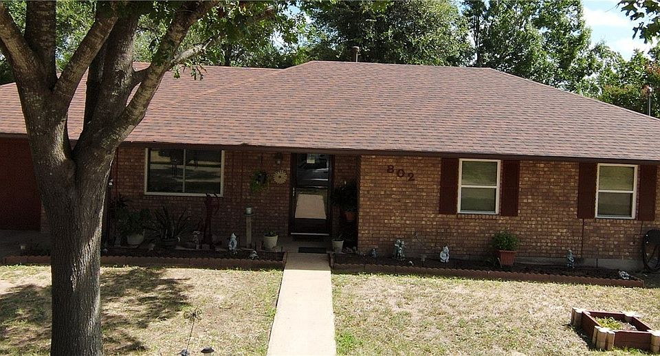 1st image of 802 W 25th St