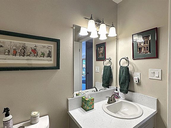 5th image of 442 Las Casitas Court #C