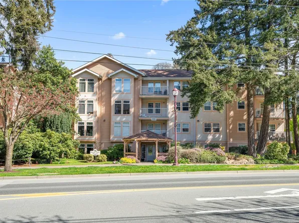 606 Goldstream Ave #105, Langford, BC V9B 2W8