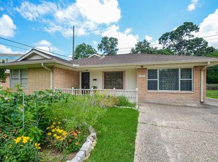 1943 Ansbury Dr, Houston, TX 77018