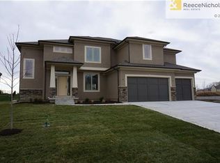 1717 SW Kendall Dr, Lees Summit, MO 64082