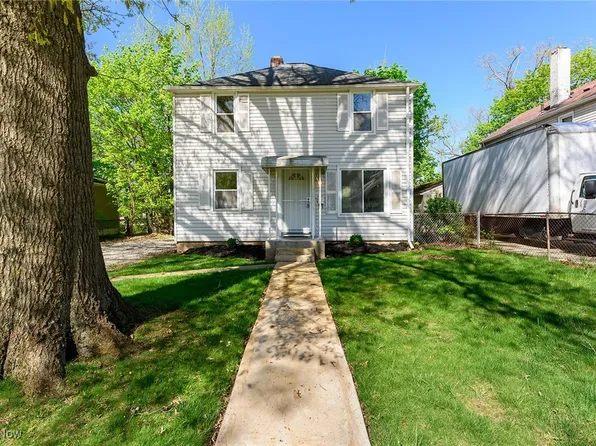 1086 Roslyn Ave, Akron, OH 44320