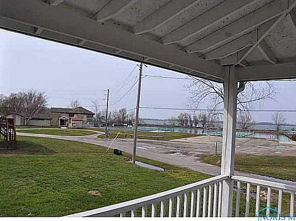 2nd image of 380 Burgundy Blvd
