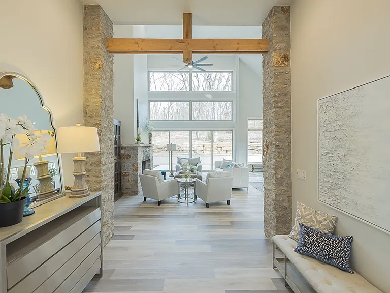 Oak Hill Townhomes: Now Offering First Month FREE! — Photo 46