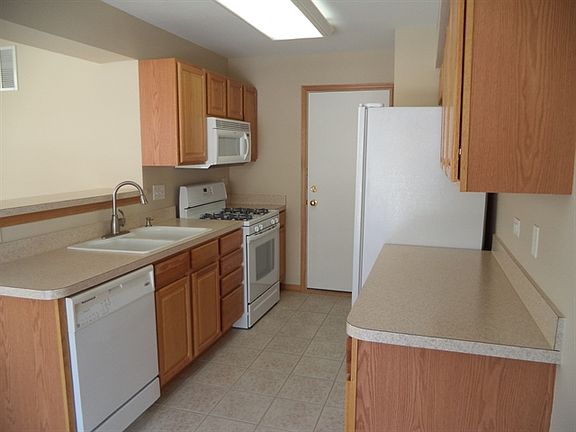 5th image of 39129 Welsh Ln